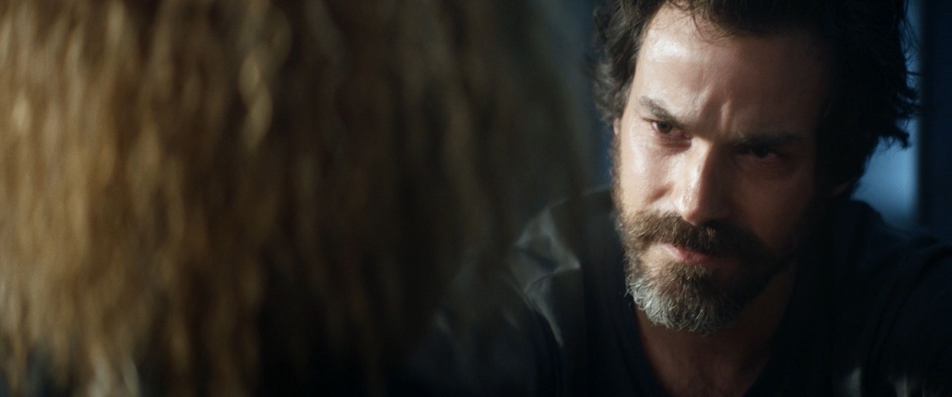 extant_StarTrek_PIC_1x08-BrokenPieces_04207.jpg