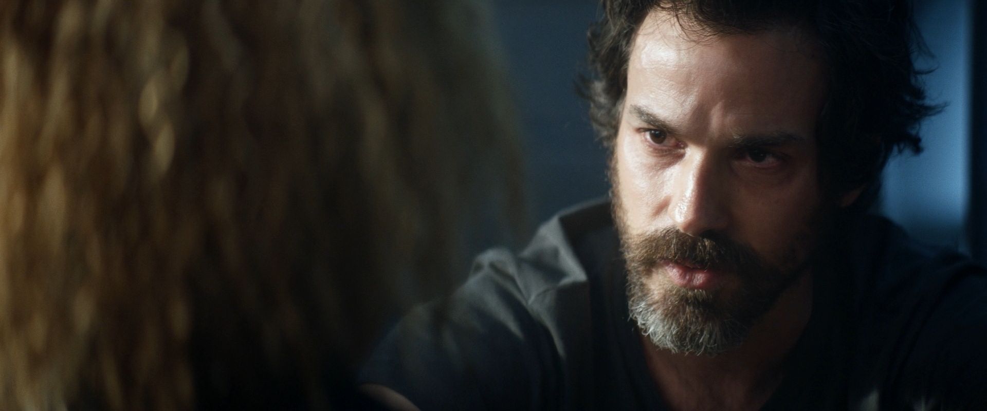 extant_StarTrek_PIC_1x08-BrokenPieces_04212.jpg