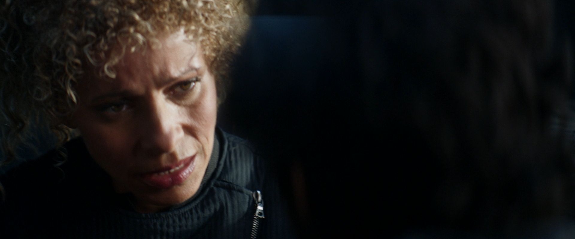 extant_StarTrek_PIC_1x08-BrokenPieces_04220.jpg