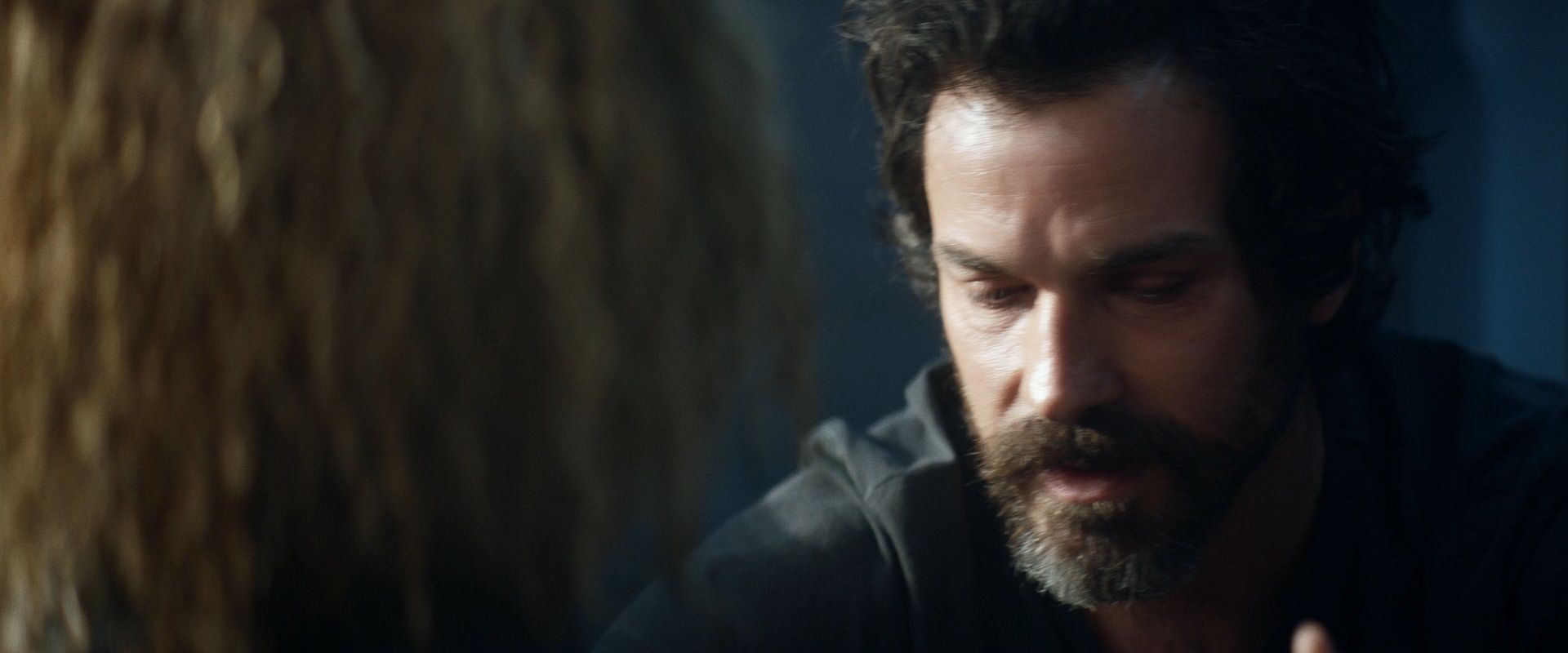 extant_StarTrek_PIC_1x08-BrokenPieces_04224.jpg