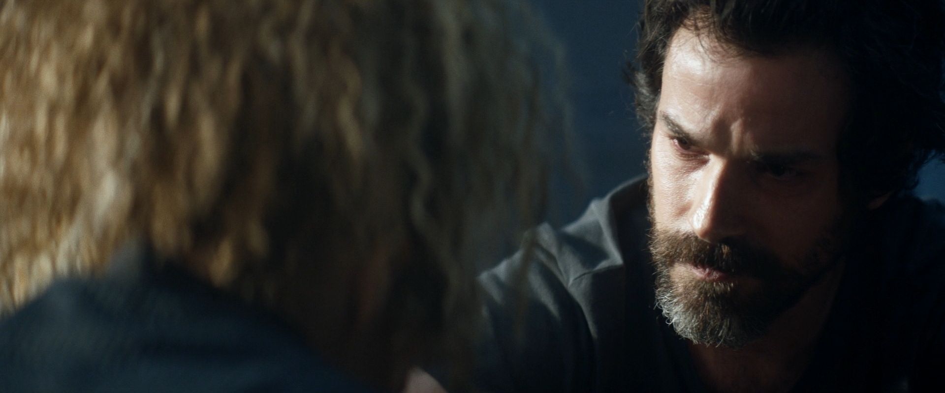 extant_StarTrek_PIC_1x08-BrokenPieces_04230.jpg