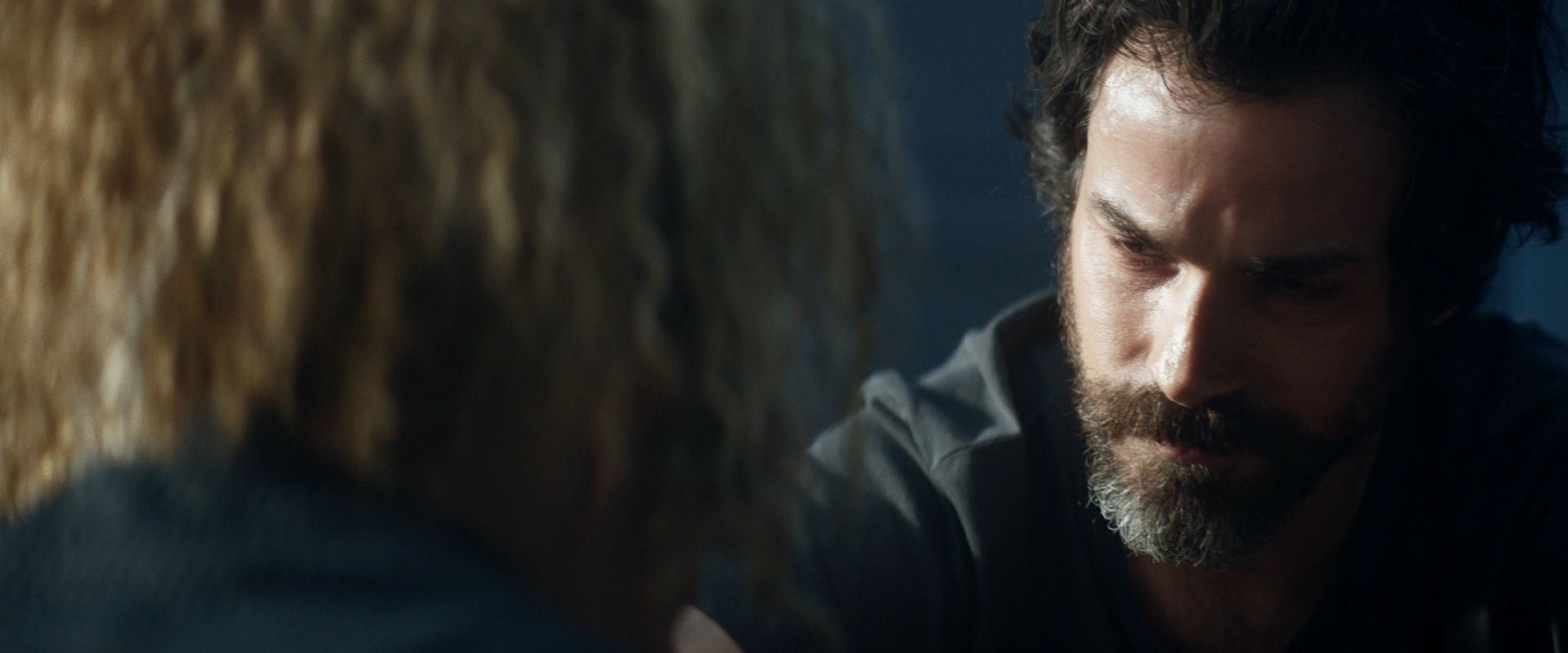 extant_StarTrek_PIC_1x08-BrokenPieces_04231.jpg