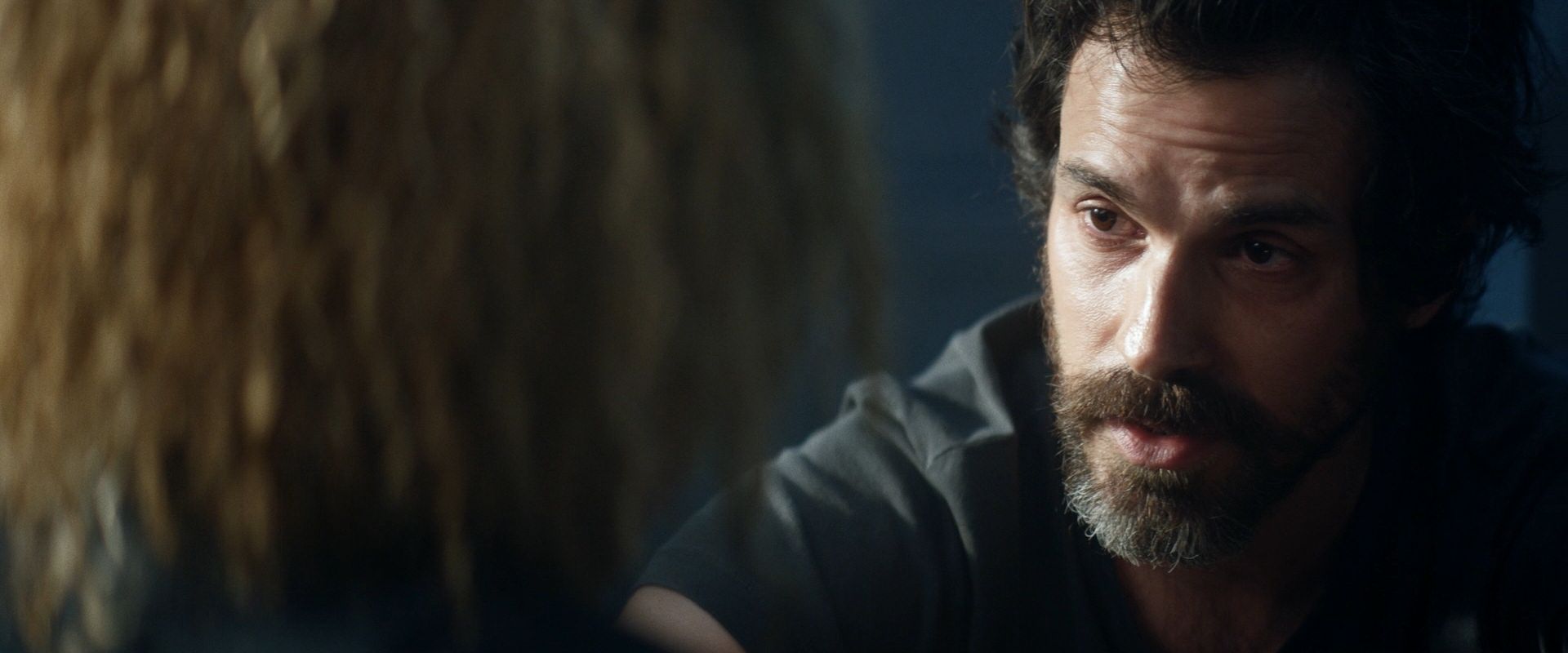 extant_StarTrek_PIC_1x08-BrokenPieces_04236.jpg
