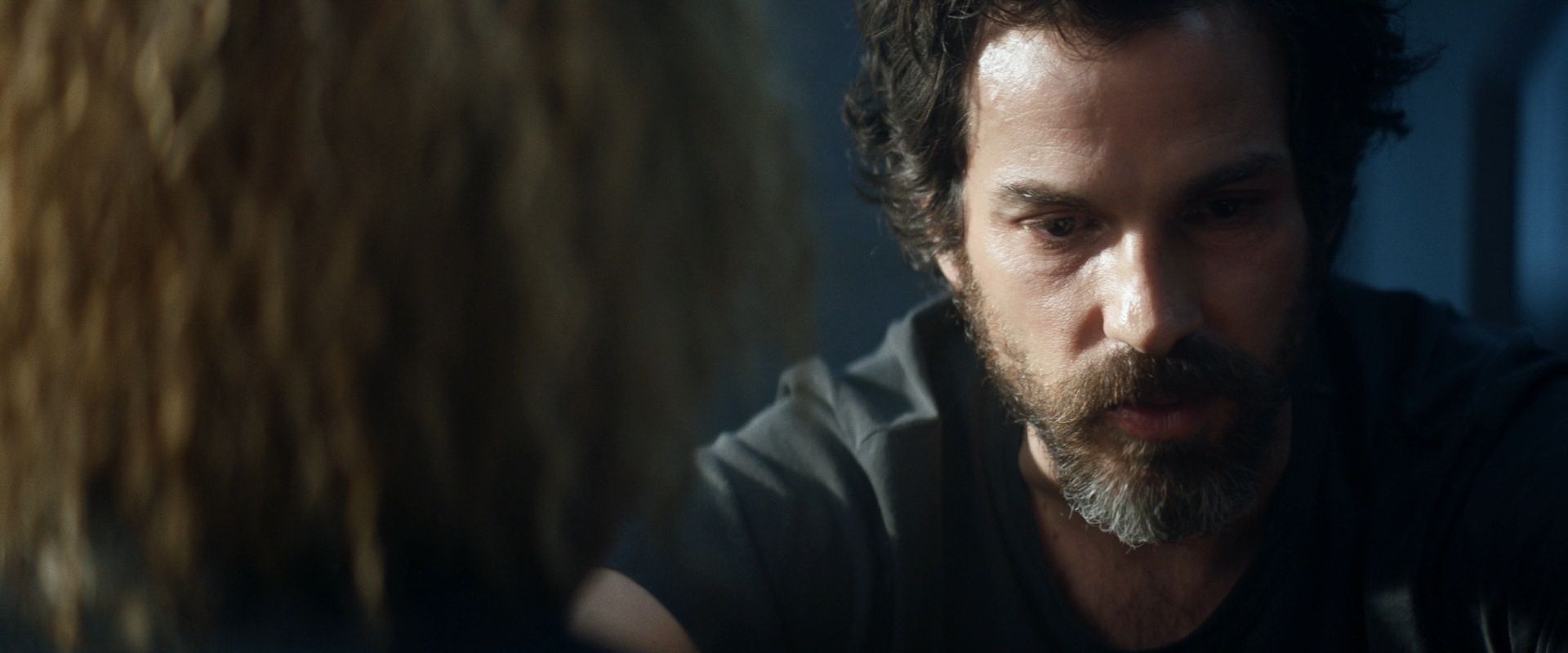 extant_StarTrek_PIC_1x08-BrokenPieces_04268.jpg