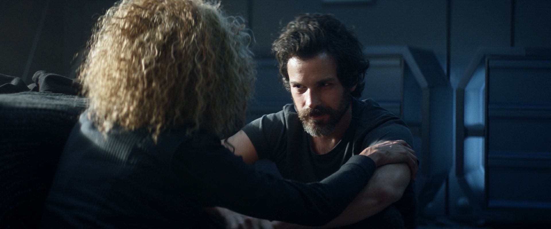 extant_StarTrek_PIC_1x08-BrokenPieces_04310.jpg