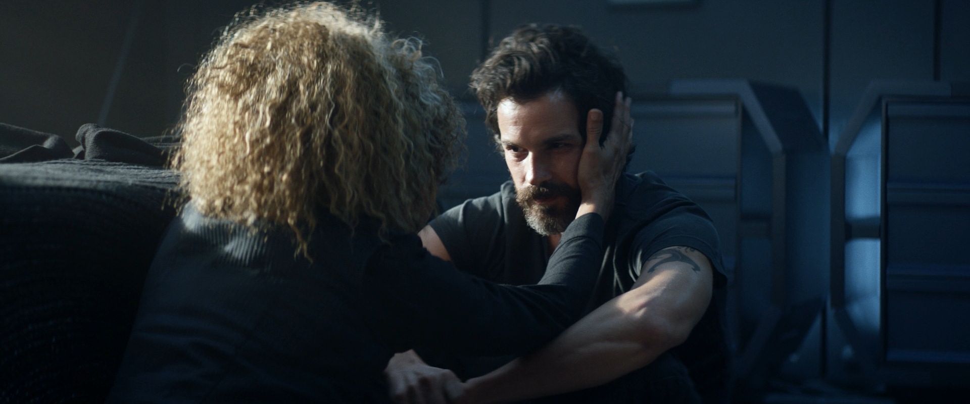 extant_StarTrek_PIC_1x08-BrokenPieces_04315.jpg