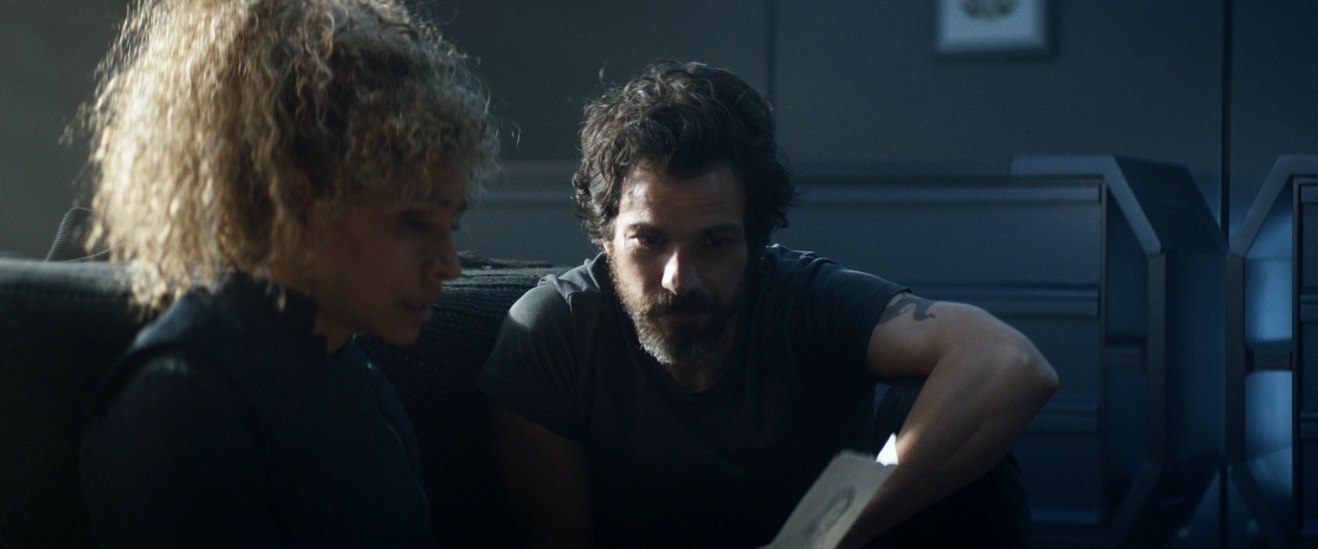 extant_StarTrek_PIC_1x08-BrokenPieces_04357.jpg