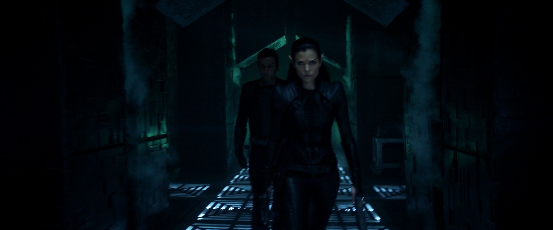 extant_StarTrek_PIC_1x08-BrokenPieces_04421.jpg