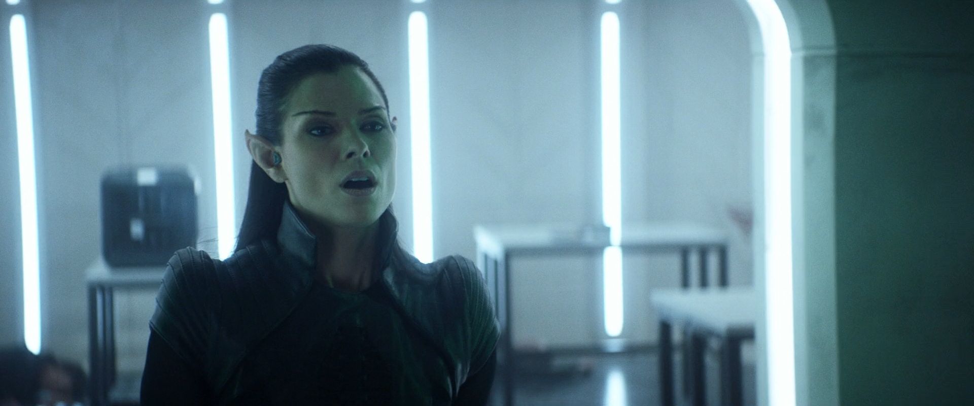 extant_StarTrek_PIC_1x08-BrokenPieces_04455.jpg