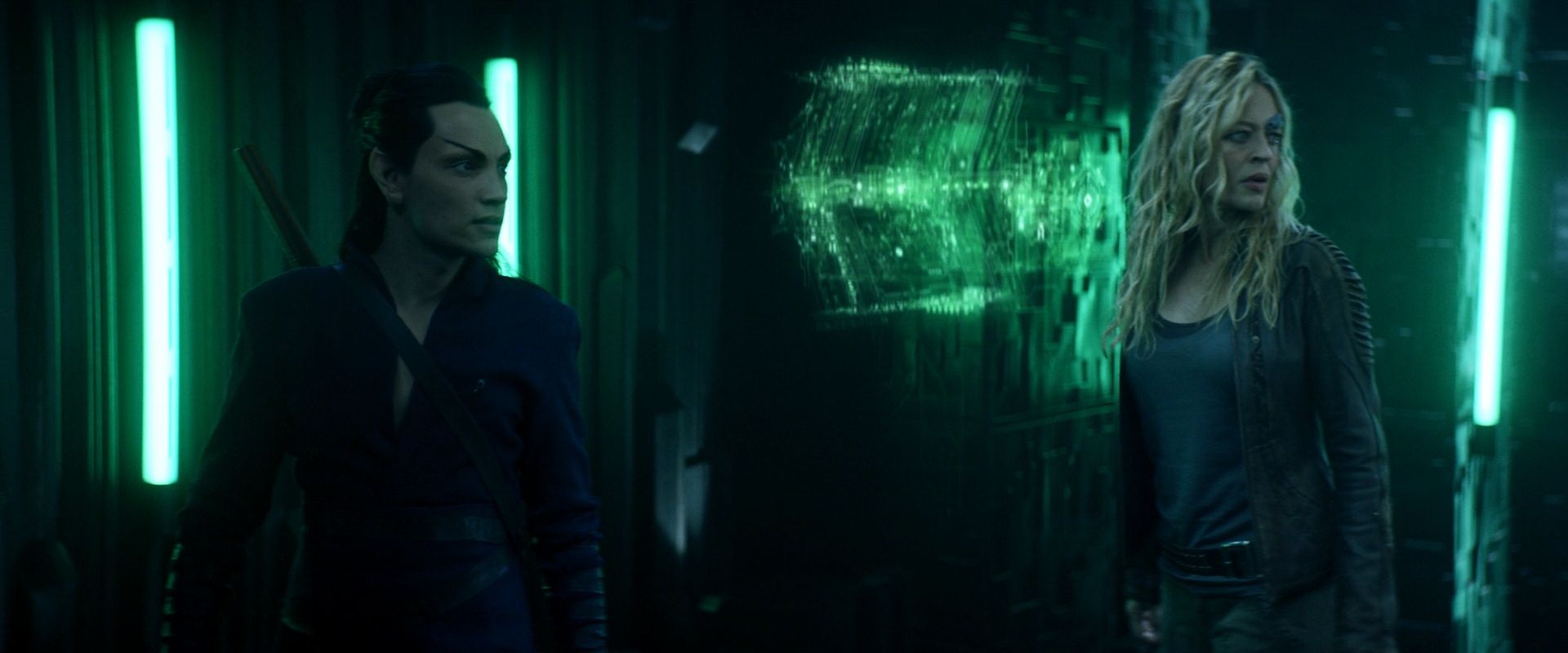 extant_StarTrek_PIC_1x08-BrokenPieces_04469.jpg