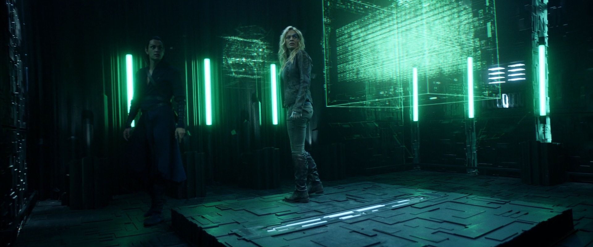 extant_StarTrek_PIC_1x08-BrokenPieces_04470.jpg