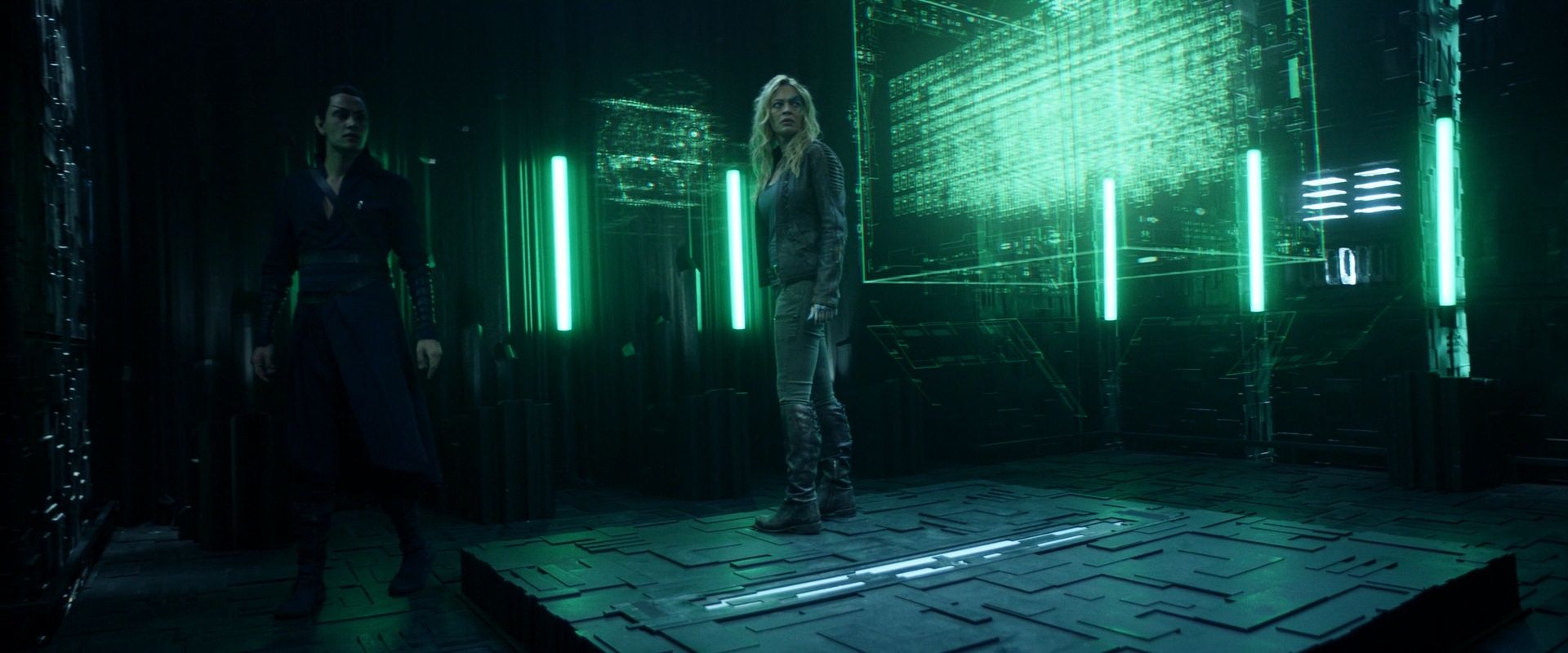 extant_StarTrek_PIC_1x08-BrokenPieces_04471.jpg