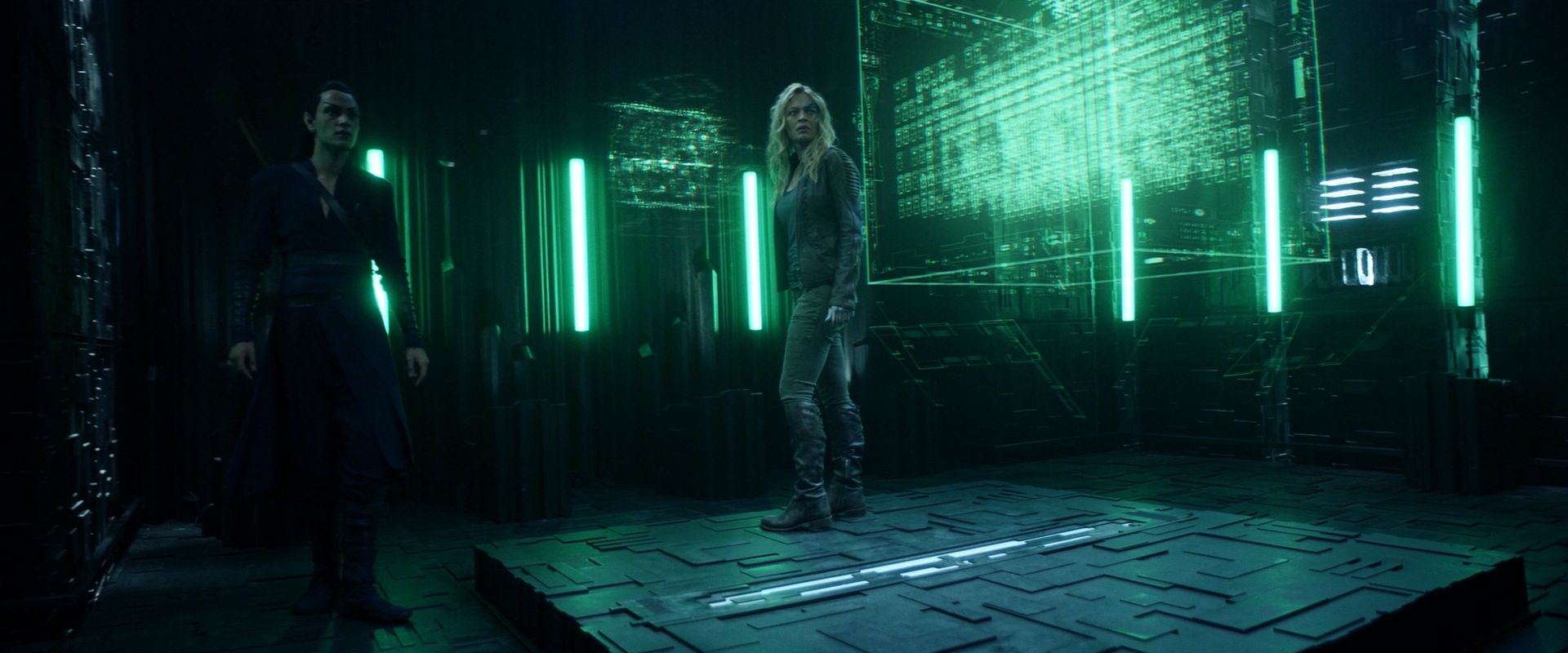 extant_StarTrek_PIC_1x08-BrokenPieces_04472.jpg