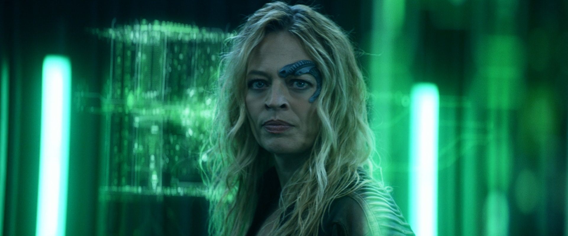 extant_StarTrek_PIC_1x08-BrokenPieces_04476.jpg