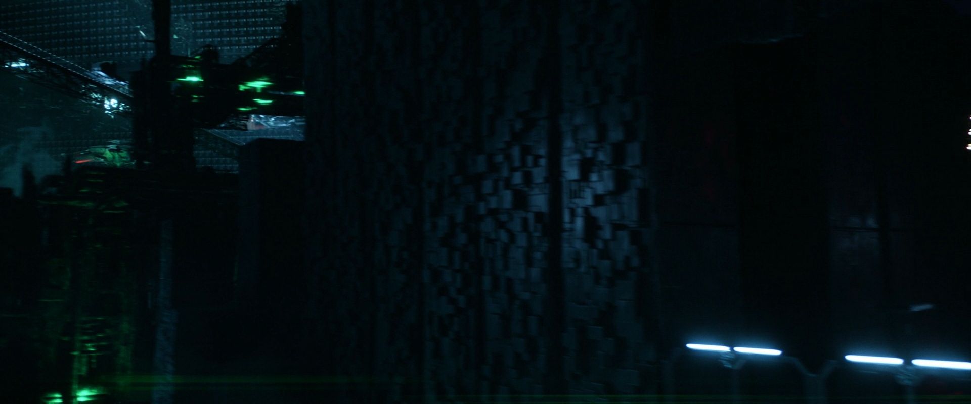 extant_StarTrek_PIC_1x08-BrokenPieces_04493.jpg