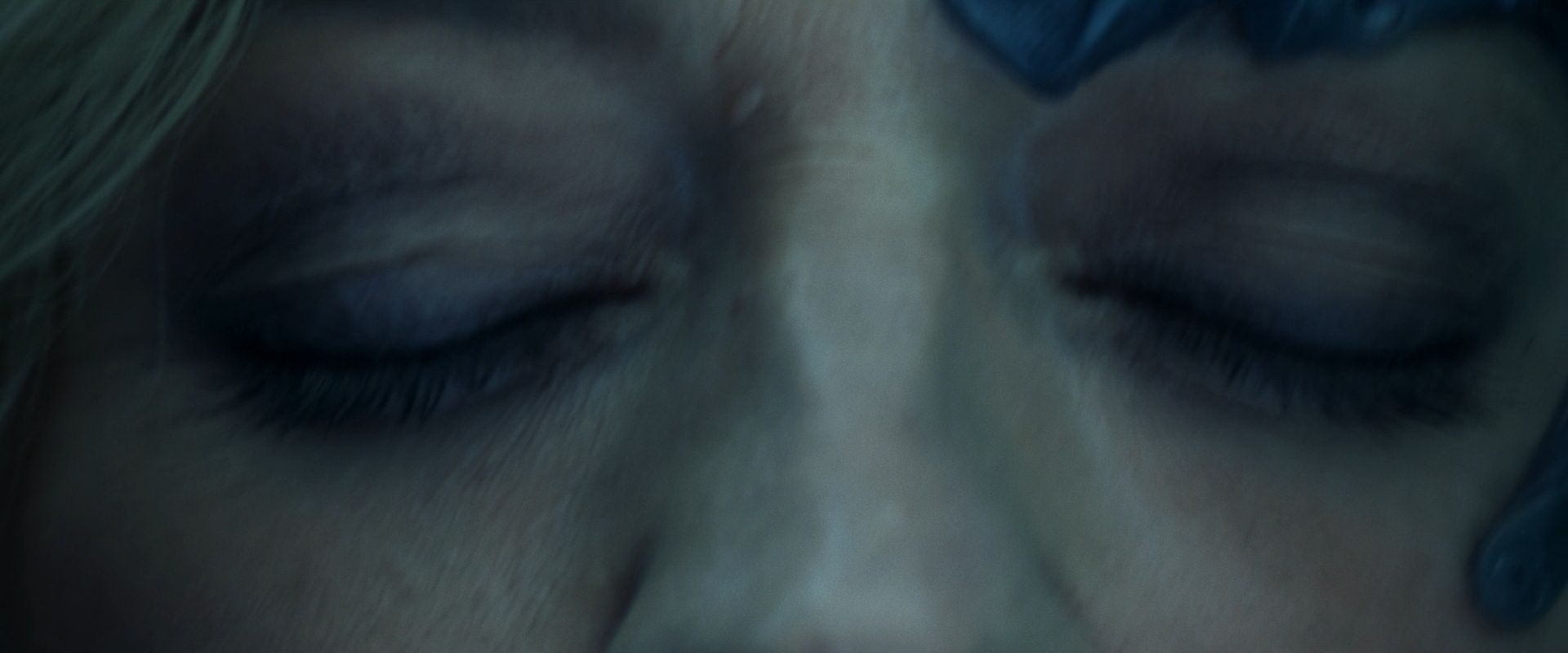 extant_StarTrek_PIC_1x08-BrokenPieces_04550.jpg