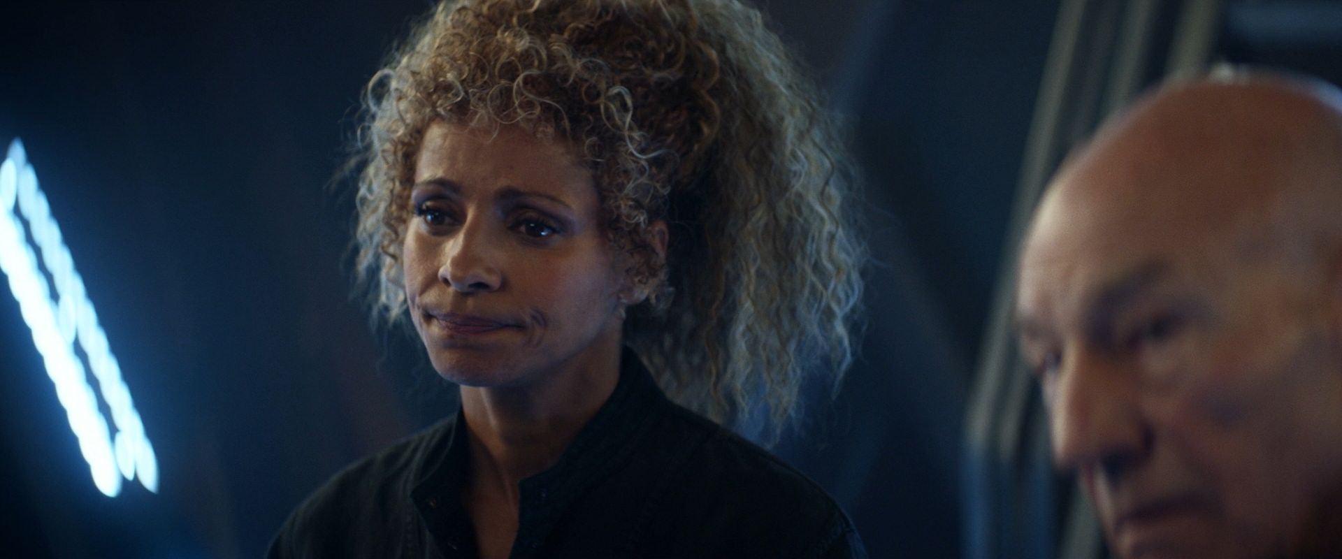 extant_StarTrek_PIC_1x08-BrokenPieces_04687.jpg