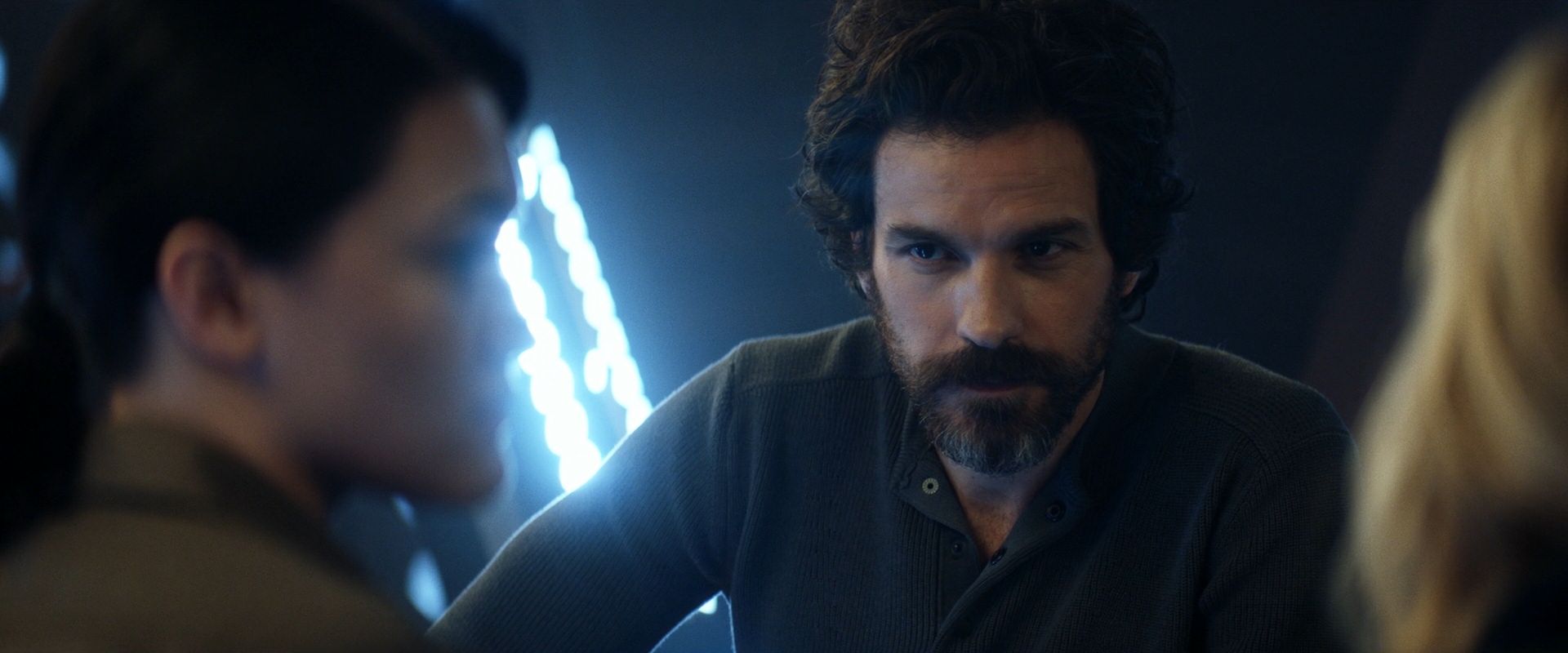 extant_StarTrek_PIC_1x08-BrokenPieces_04718.jpg