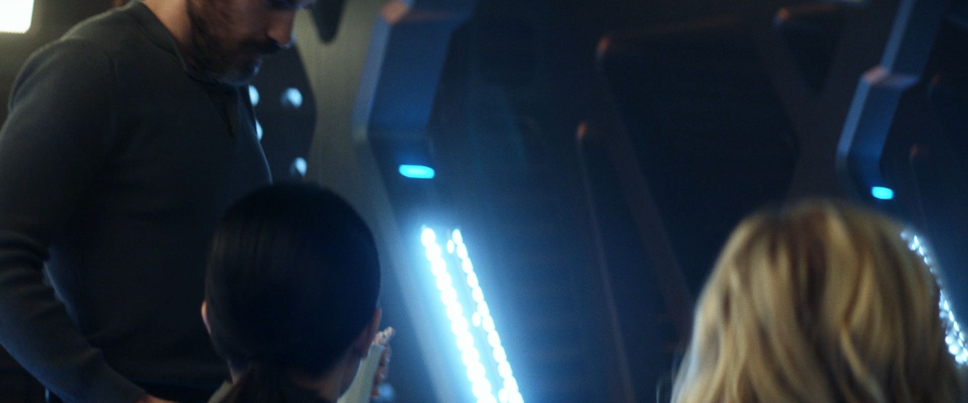 extant_StarTrek_PIC_1x08-BrokenPieces_04788.jpg