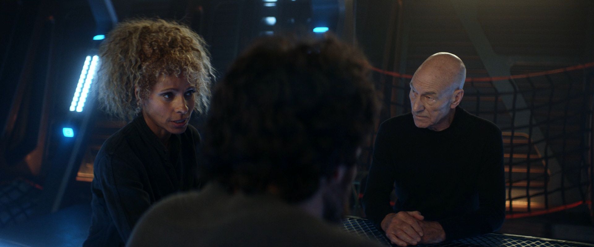 extant_StarTrek_PIC_1x08-BrokenPieces_04848.jpg