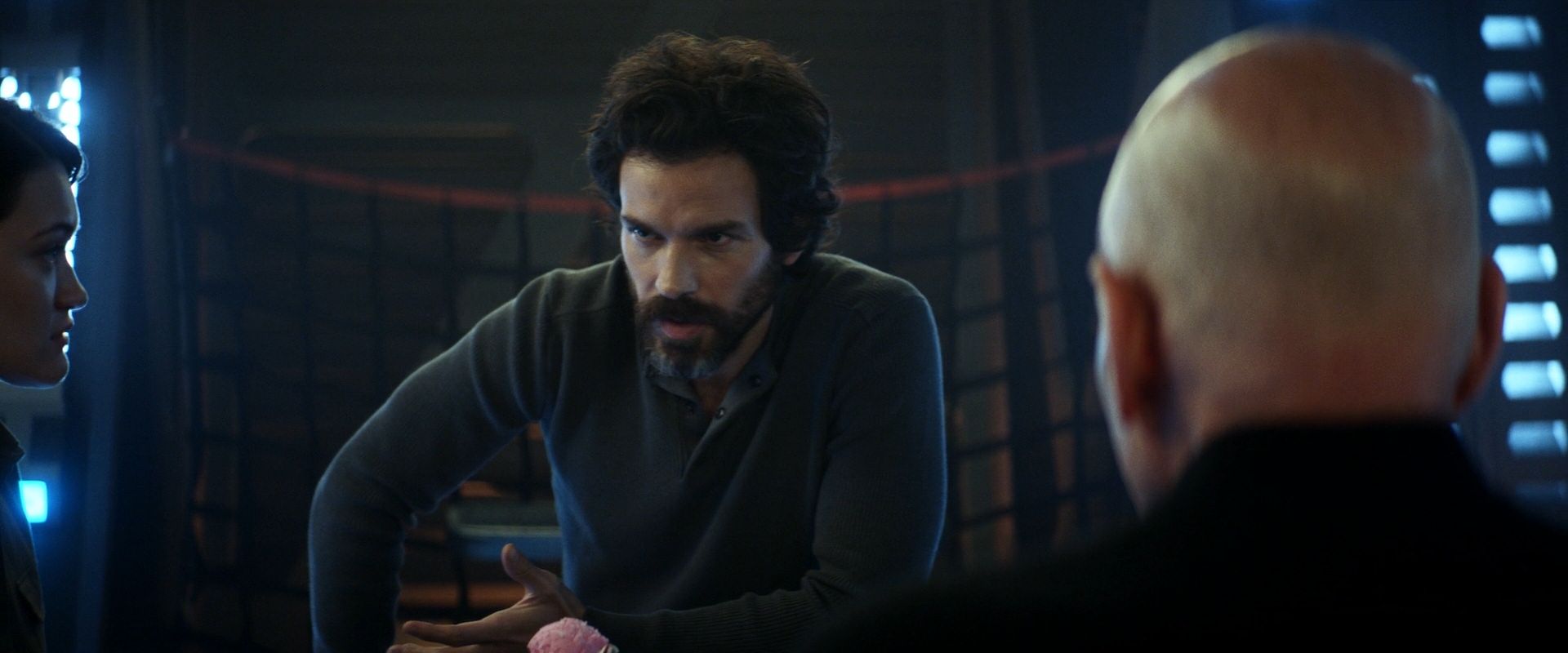 extant_StarTrek_PIC_1x08-BrokenPieces_04902.jpg