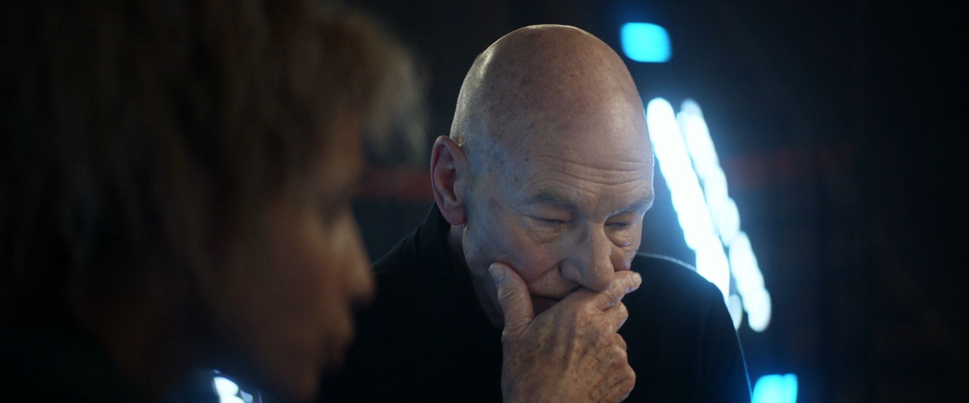 extant_StarTrek_PIC_1x08-BrokenPieces_04987.jpg
