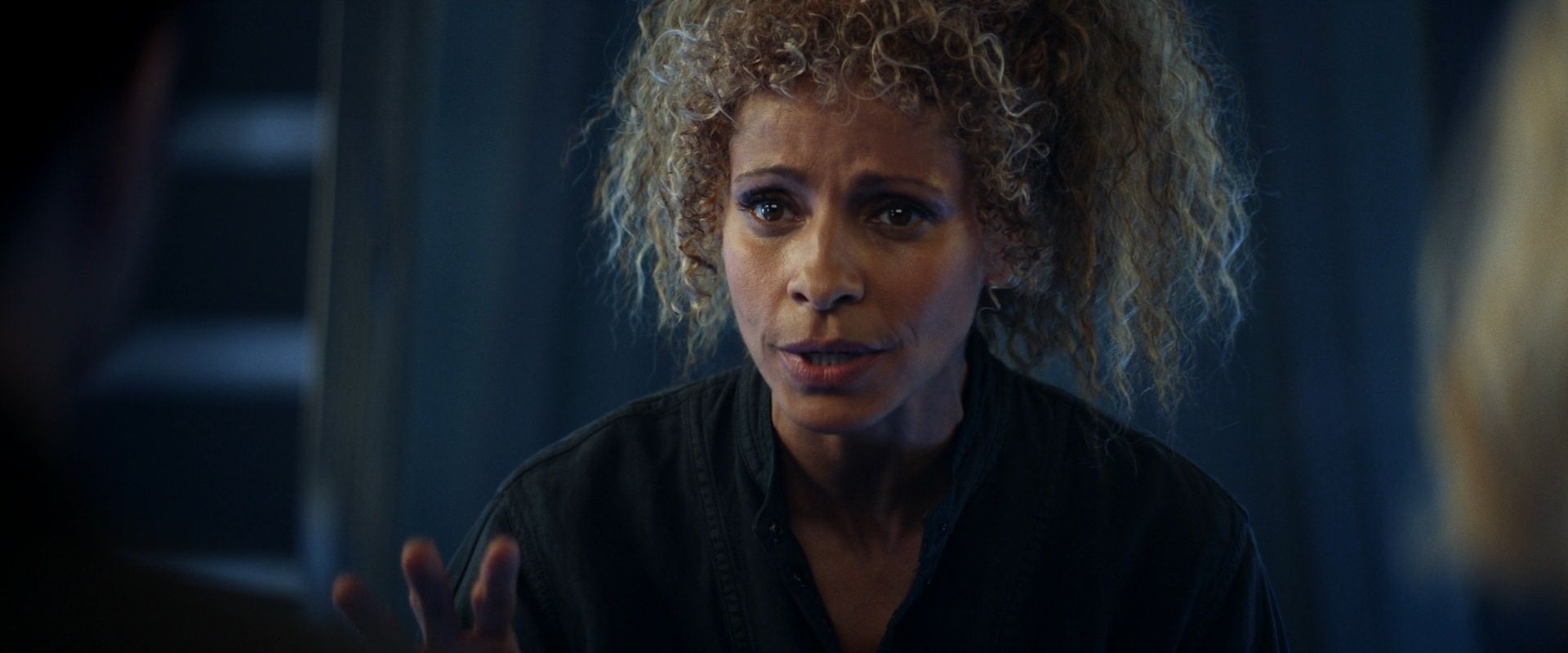 extant_StarTrek_PIC_1x08-BrokenPieces_04991.jpg