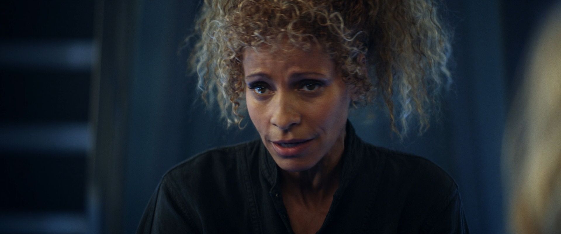 extant_StarTrek_PIC_1x08-BrokenPieces_05011.jpg