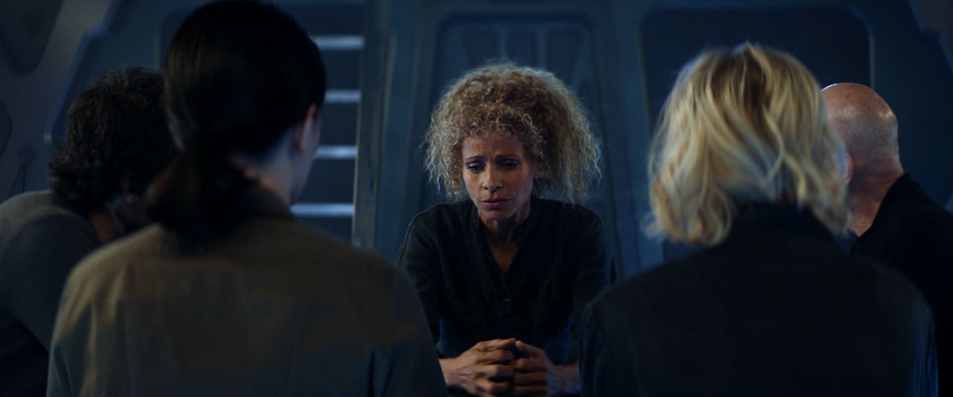 extant_StarTrek_PIC_1x08-BrokenPieces_05028.jpg