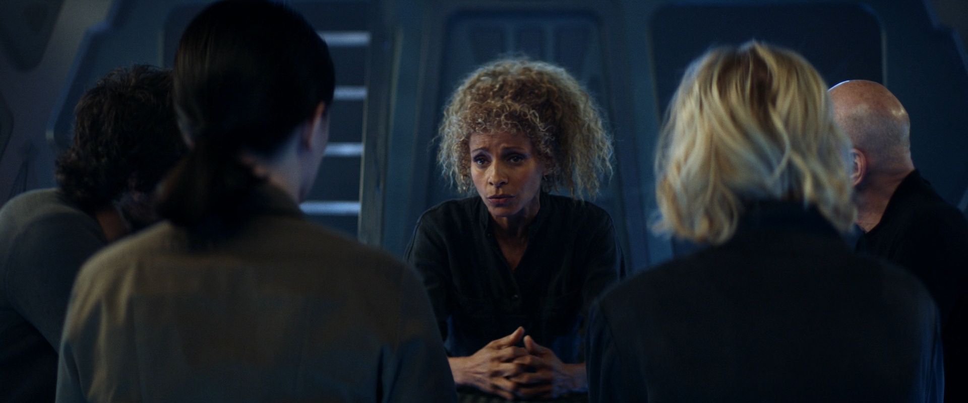 extant_StarTrek_PIC_1x08-BrokenPieces_05030.jpg