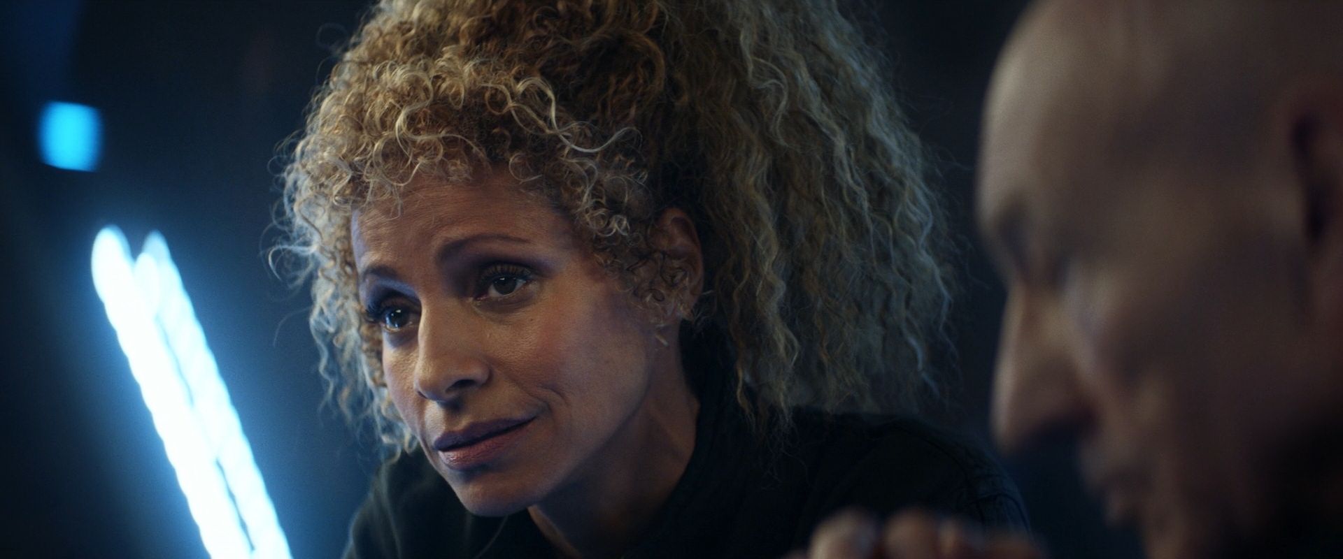 extant_StarTrek_PIC_1x08-BrokenPieces_05047.jpg