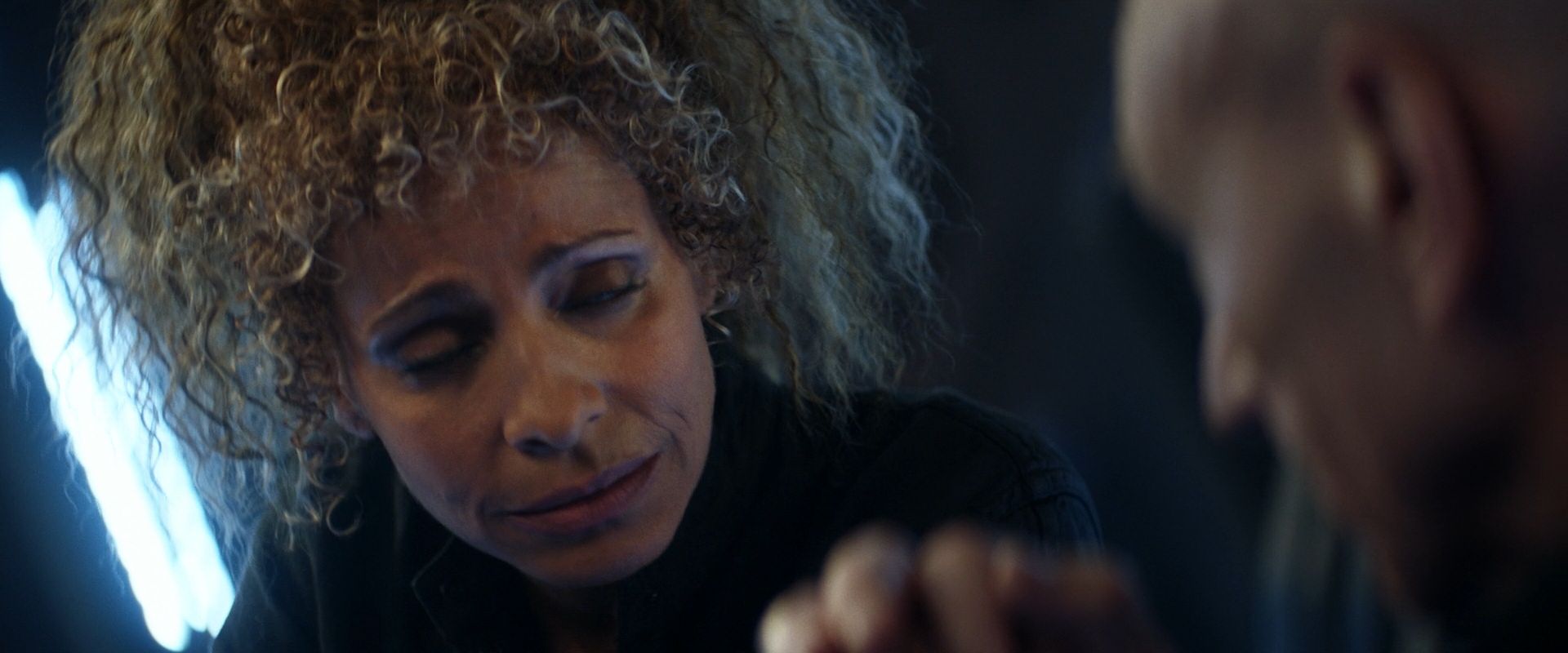 extant_StarTrek_PIC_1x08-BrokenPieces_05054.jpg