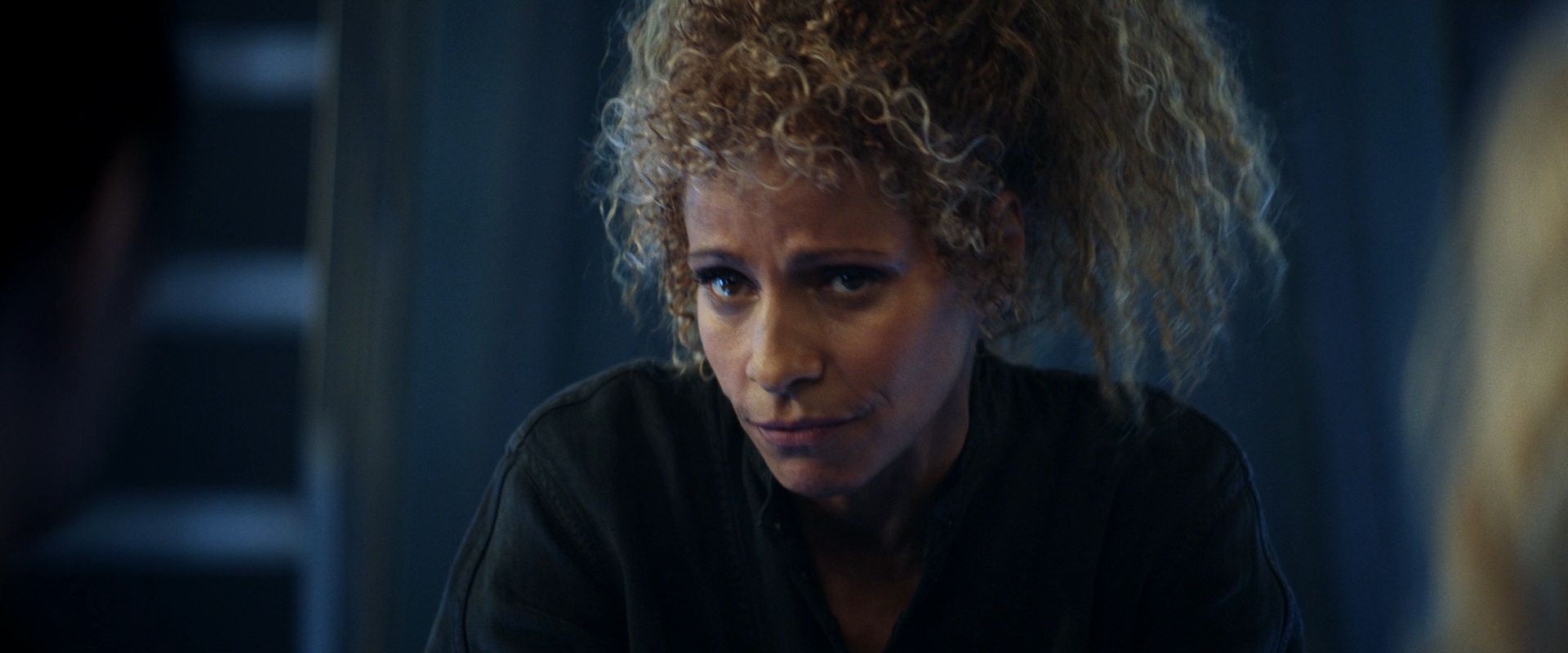 extant_StarTrek_PIC_1x08-BrokenPieces_05070.jpg