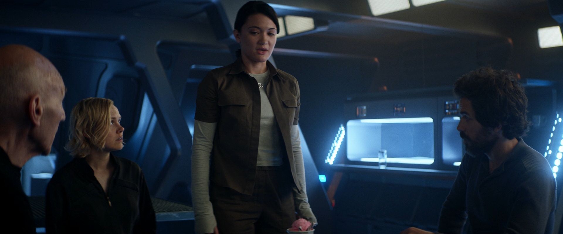 extant_StarTrek_PIC_1x08-BrokenPieces_05162.jpg