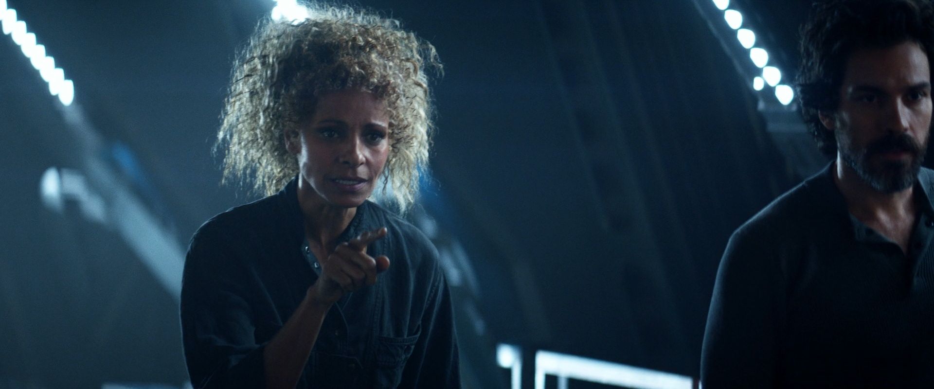 extant_StarTrek_PIC_1x08-BrokenPieces_05233.jpg