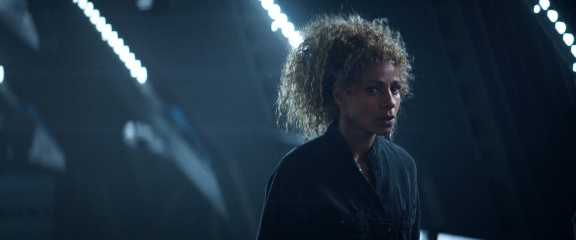 extant_StarTrek_PIC_1x08-BrokenPieces_05277.jpg