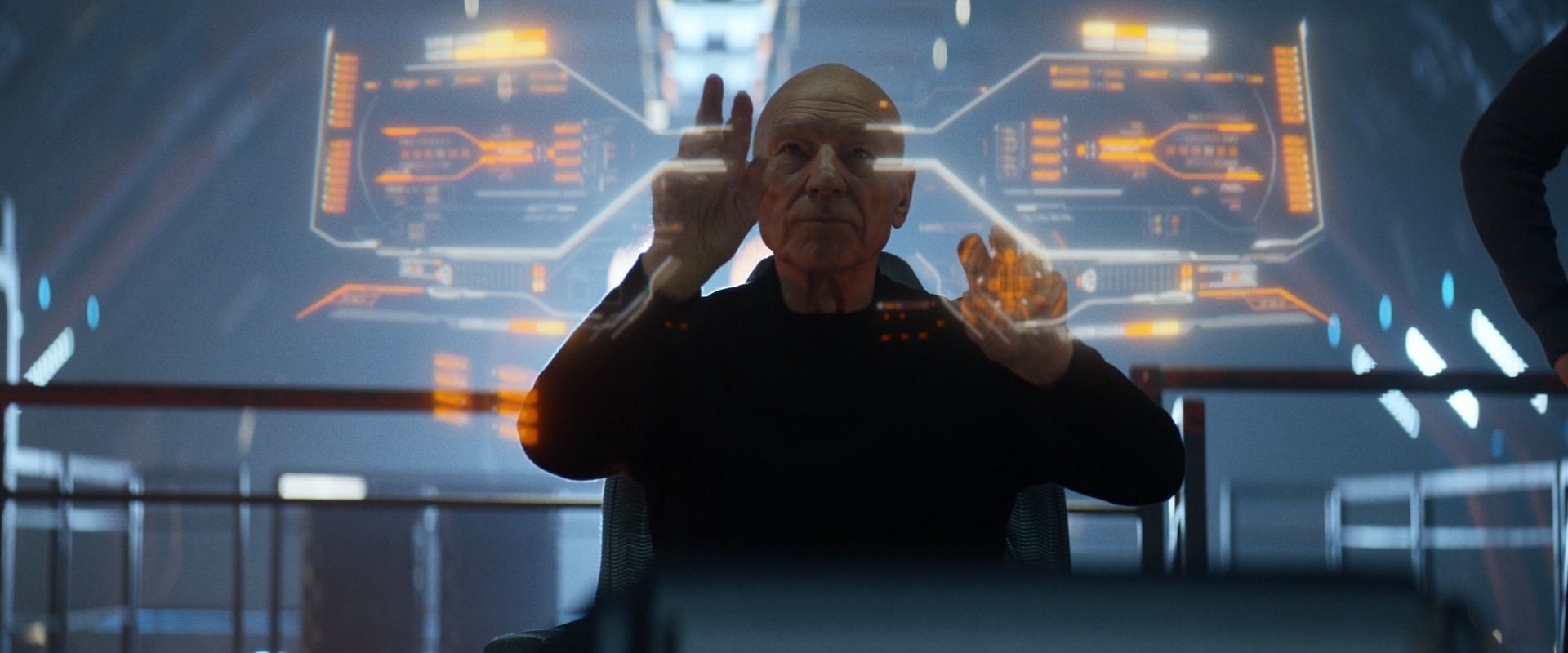 extant_StarTrek_PIC_1x08-BrokenPieces_05349.jpg