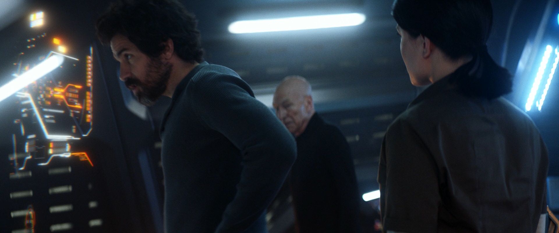 extant_StarTrek_PIC_1x08-BrokenPieces_05376.jpg