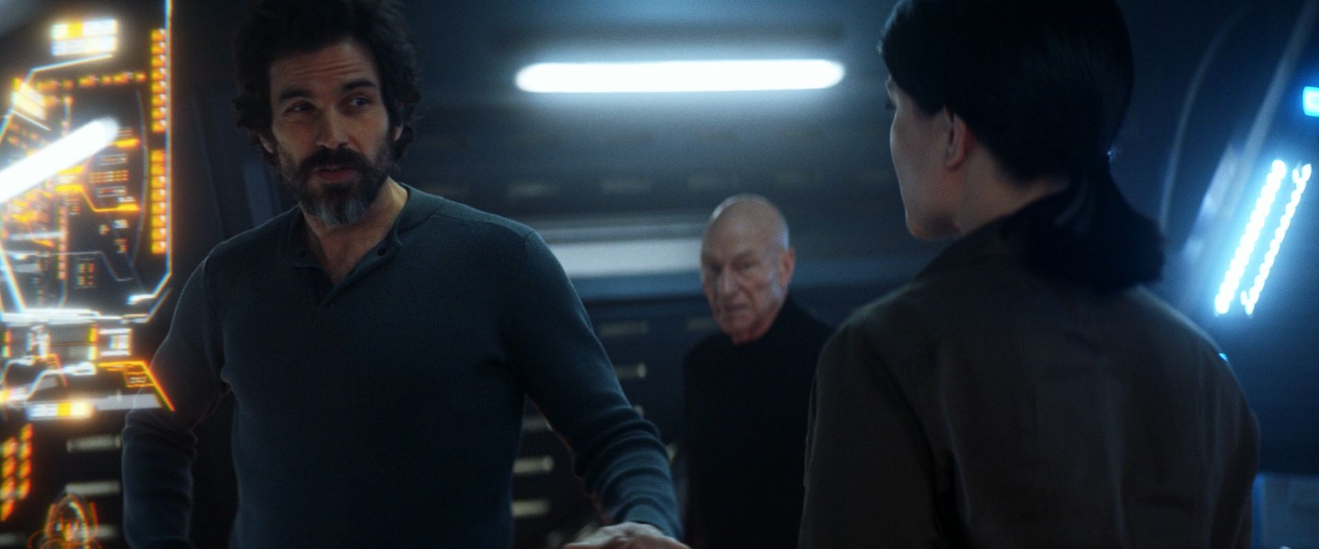extant_StarTrek_PIC_1x08-BrokenPieces_05380.jpg
