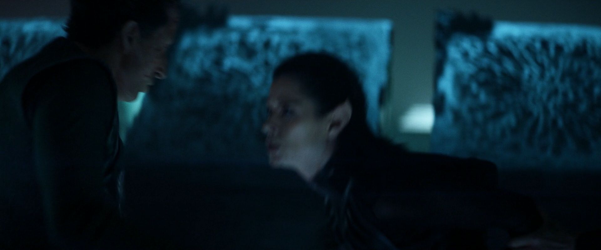 extant_StarTrek_PIC_1x08-BrokenPieces_05515.jpg