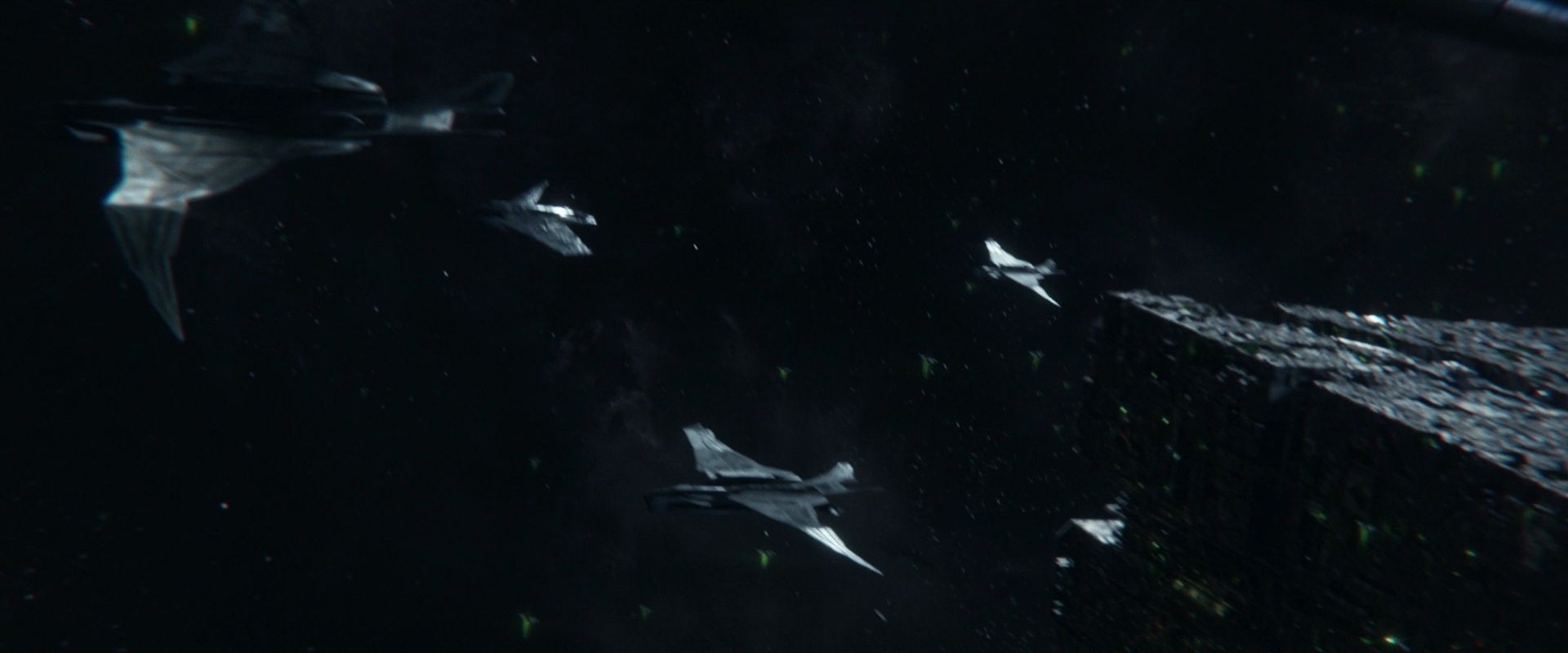 extant_StarTrek_PIC_1x08-BrokenPieces_05550.jpg
