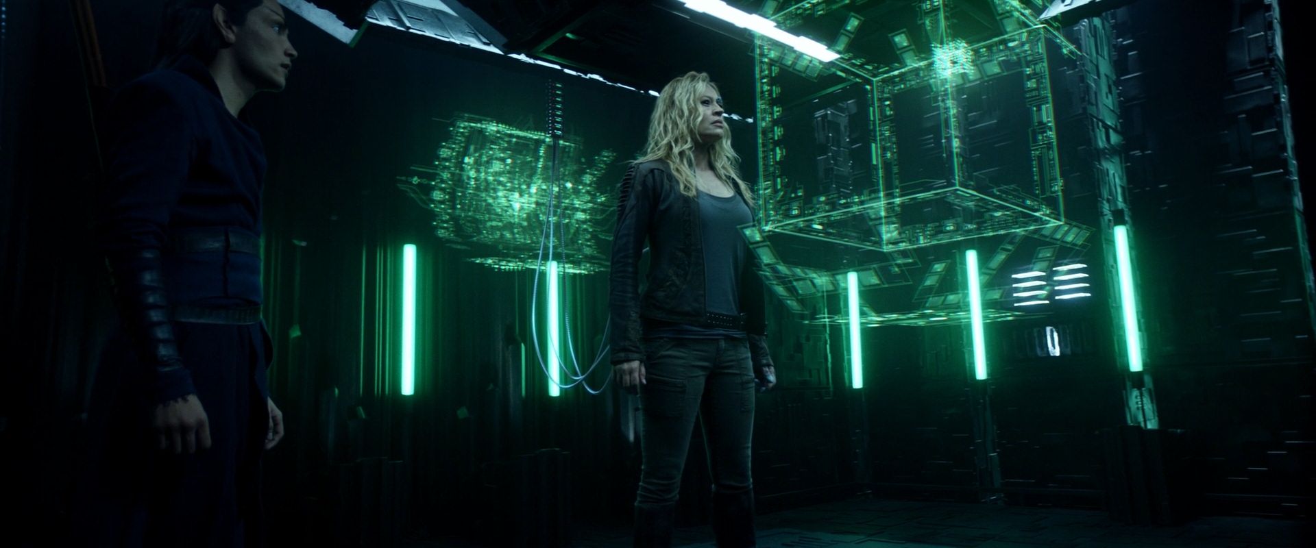 extant_StarTrek_PIC_1x08-BrokenPieces_05565.jpg