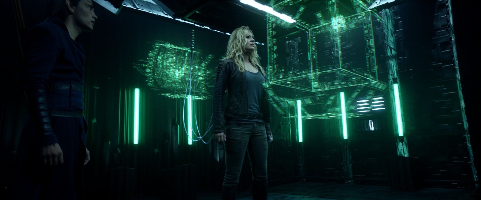 extant_StarTrek_PIC_1x08-BrokenPieces_05566.jpg