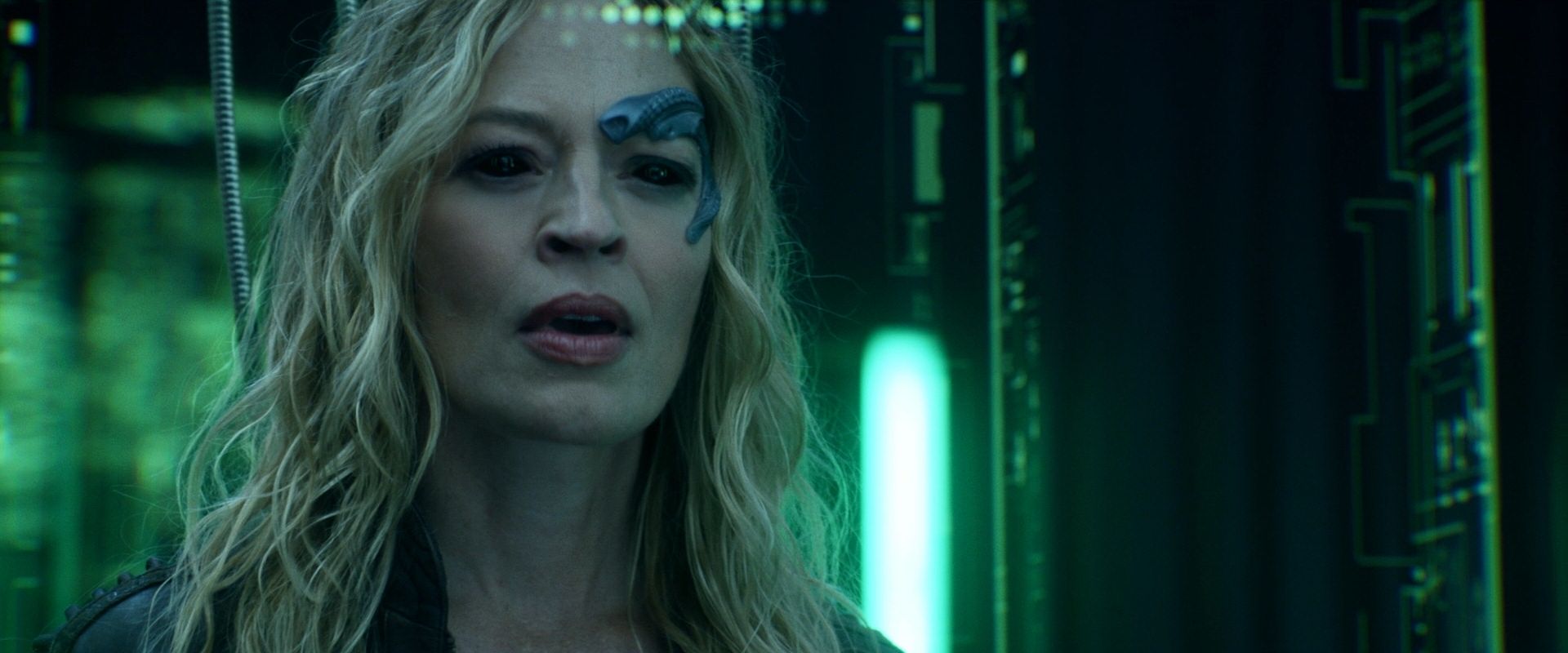 extant_StarTrek_PIC_1x08-BrokenPieces_05573.jpg