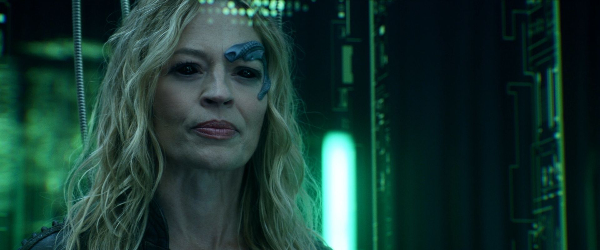 extant_StarTrek_PIC_1x08-BrokenPieces_05575.jpg
