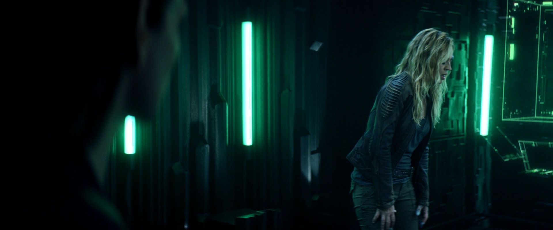 extant_StarTrek_PIC_1x08-BrokenPieces_05610.jpg