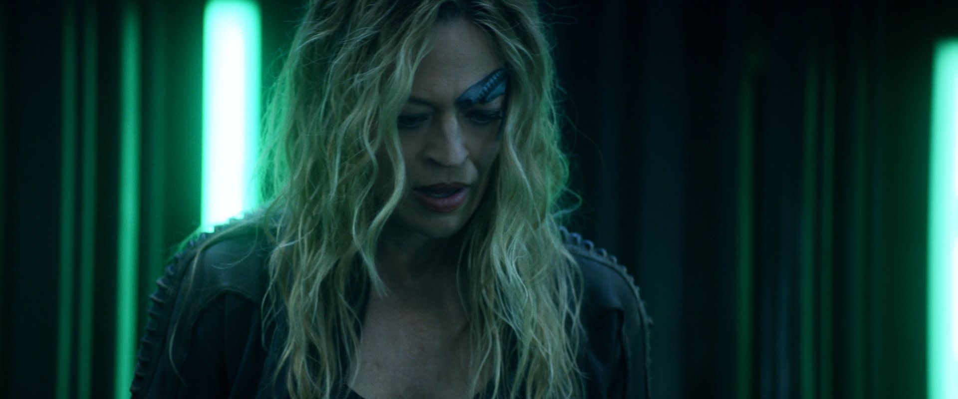 extant_StarTrek_PIC_1x08-BrokenPieces_05617.jpg