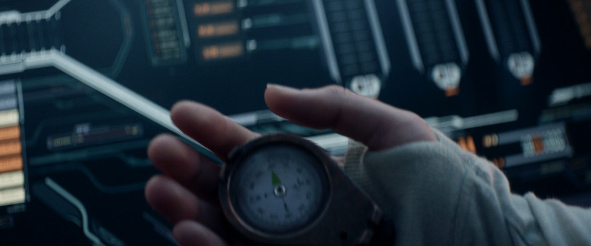 extant_StarTrek_PIC_1x08-BrokenPieces_05957.jpg