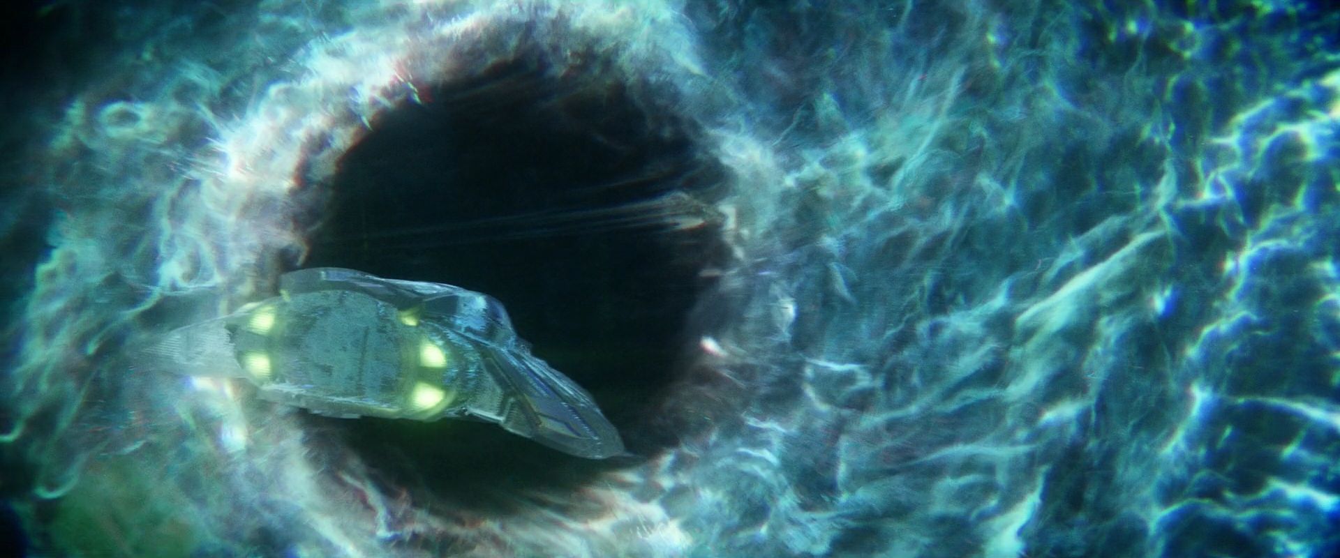 extant_StarTrek_PIC_1x08-BrokenPieces_06016.jpg
