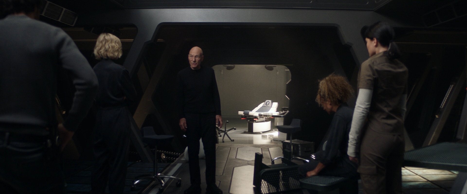 extant_StarTrek_PIC_1x09-EtInArcadiaEgoPart1_01260.jpg